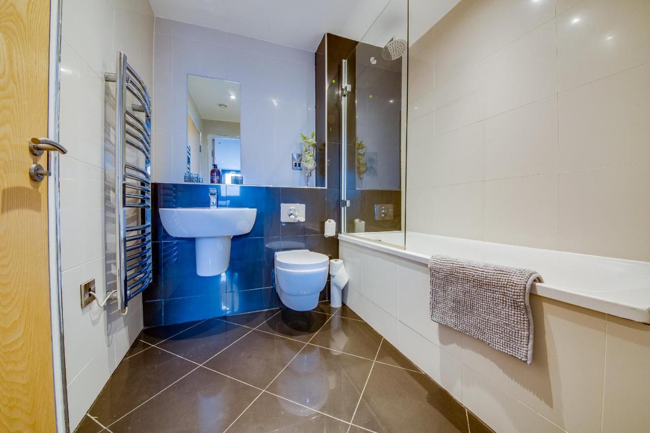 Spacious 3-Bed Penthouse With City Sky Line Views Sheffield Exterior photo