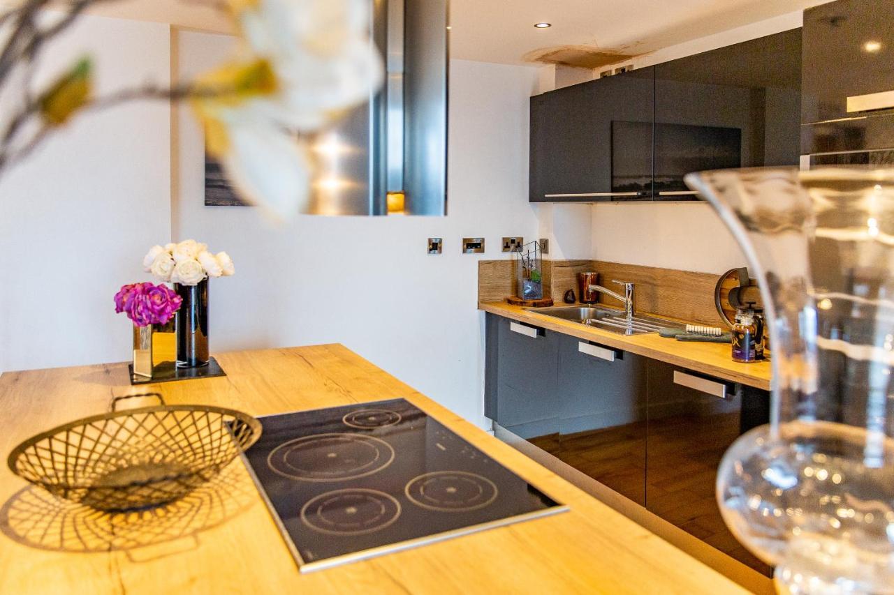 Spacious 3-Bed Penthouse With City Sky Line Views Sheffield Exterior photo