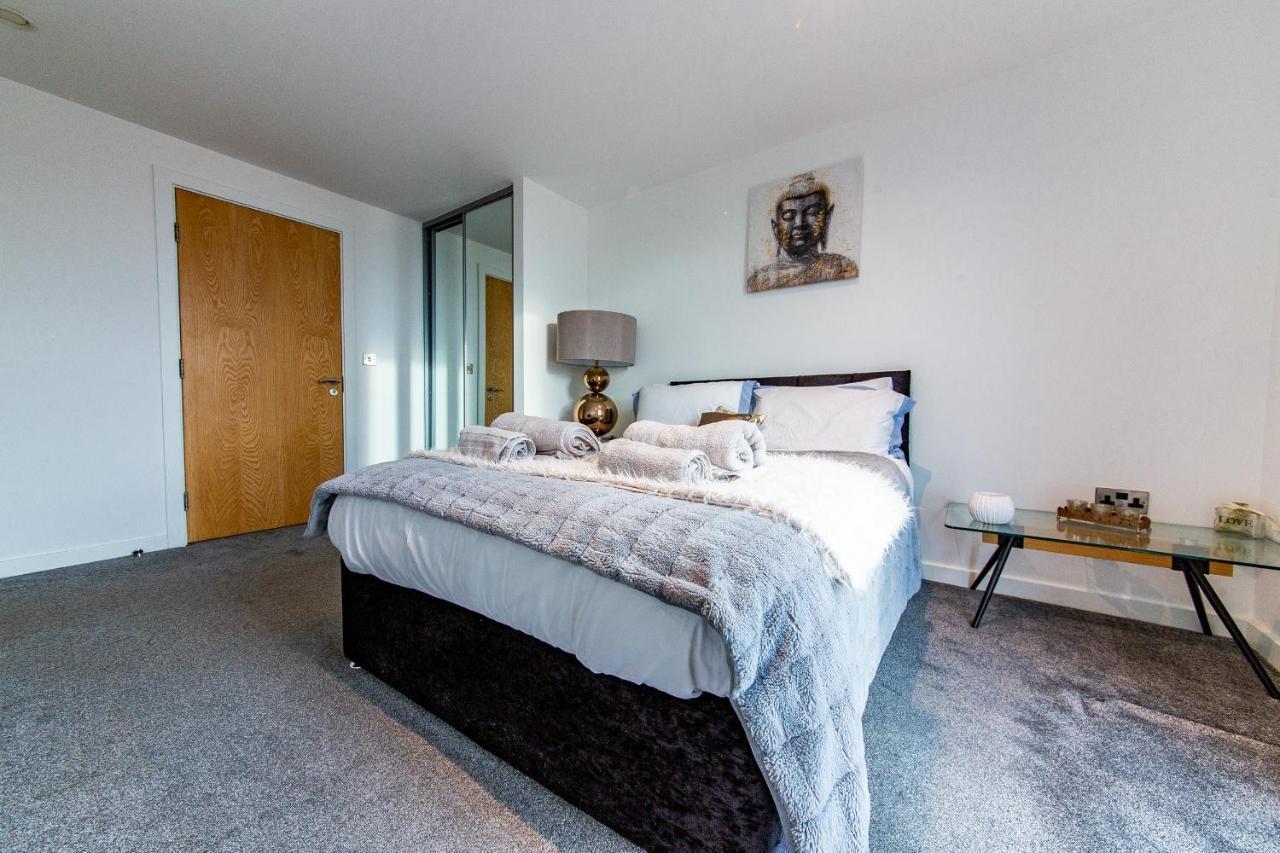 Spacious 3-Bed Penthouse With City Sky Line Views Sheffield Exterior photo
